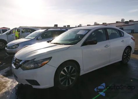 2018 Nissan Altima 2.5 Sv z USA, uszkodzony, nr VIN 1N4AL3AP5JC126515